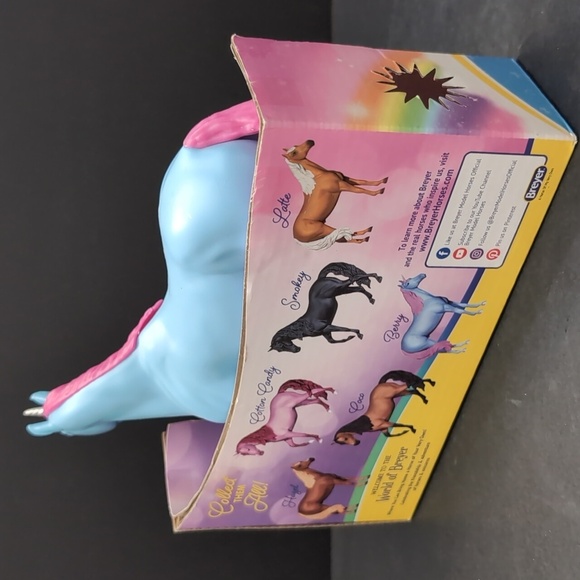 Lot Of 2 Breyer Unicorn and Horse Paddock Pals Berry/Hazel . - Picture 5 of 10